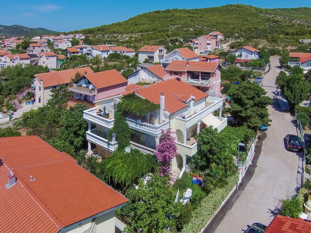 Appartamento Oaza Tribunj Sea View Esterno foto